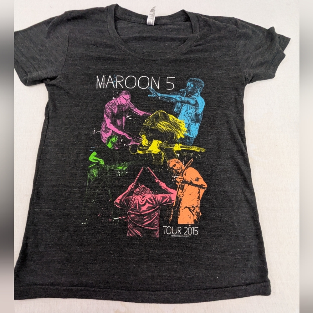 Maroon 5 Tour 2015 Graphic T-Shirt Large